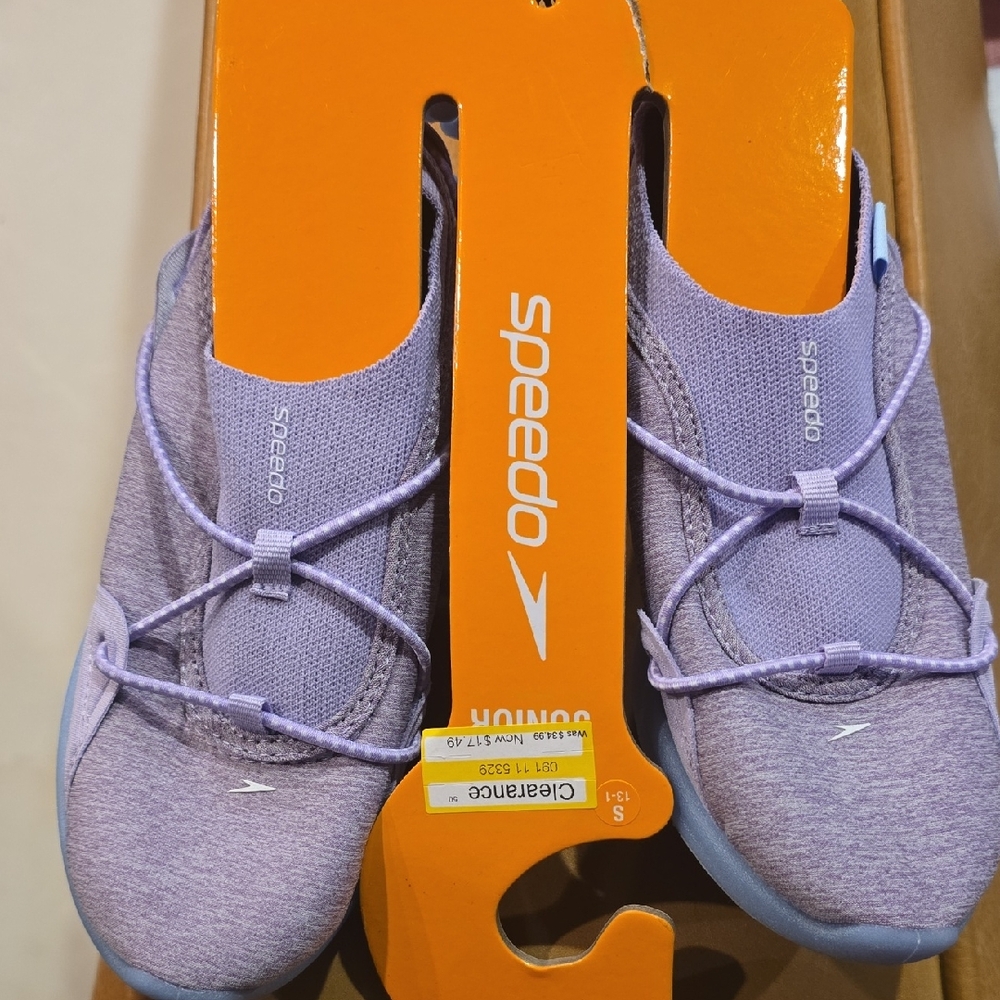 Speedo Lavender Athletic Shoes SIZE SMALL 13-1